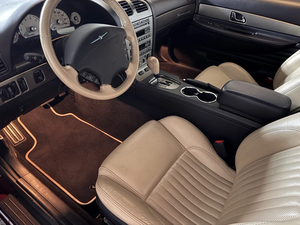 2004 Ford Thunderbird 11th Gen - Image 15 of 31