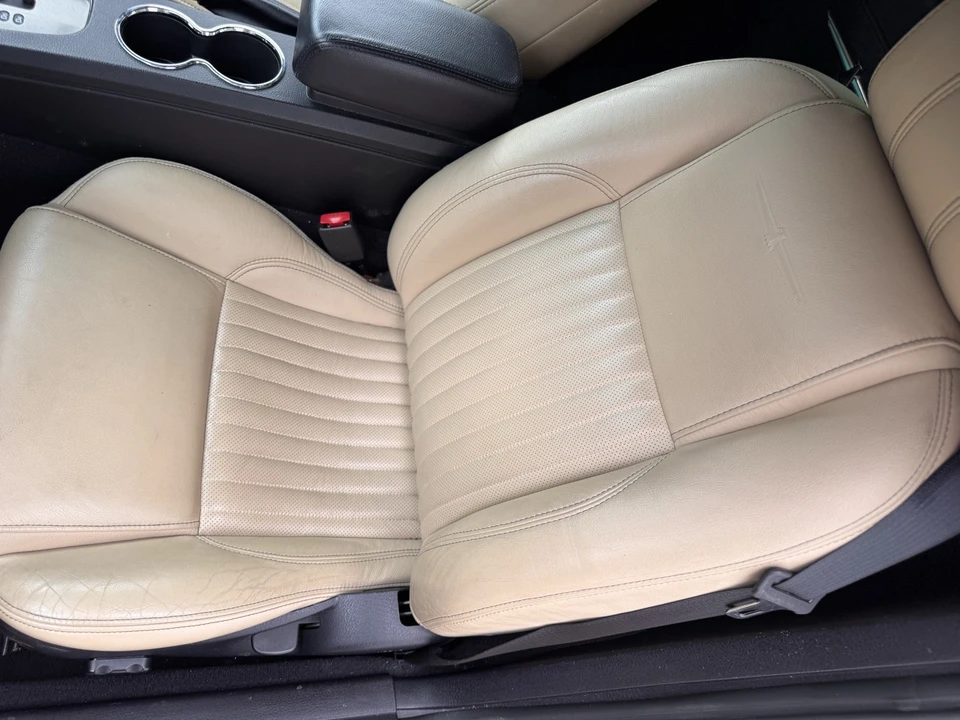 2004 Ford Thunderbird 11th Gen - Image 7 of 31