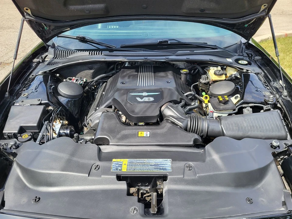 2004 Ford Thunderbird 11th Gen - Image 14 of 30