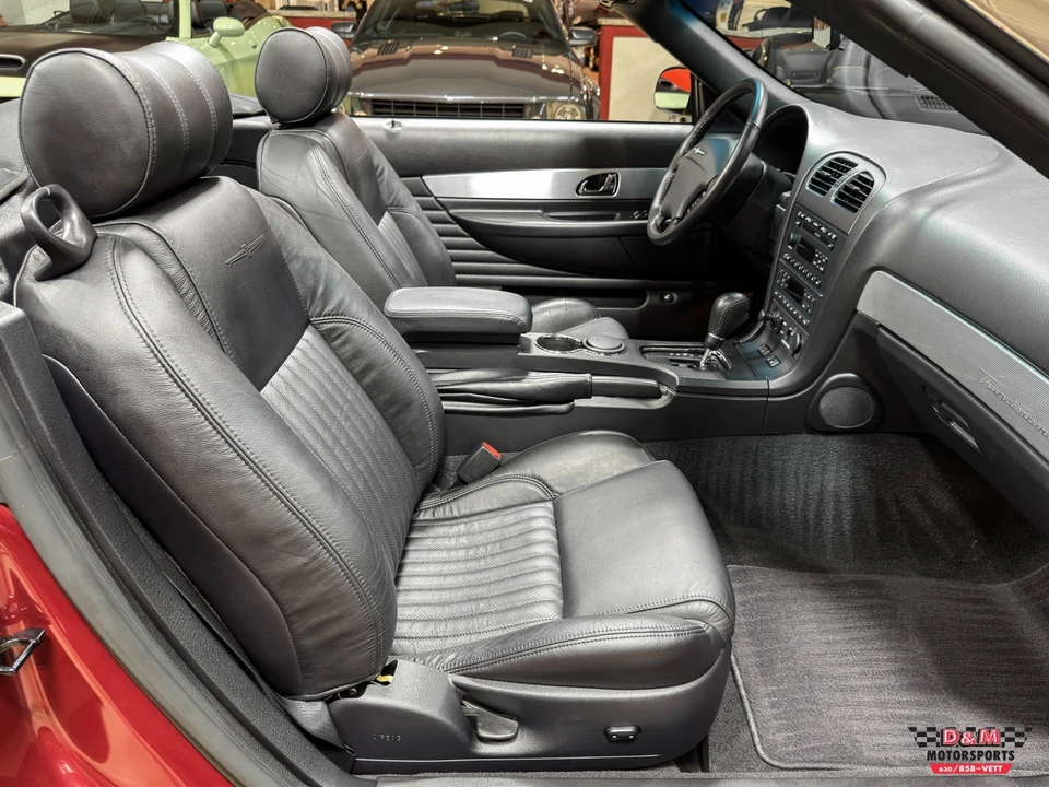 2004 Ford Thunderbird 11th Gen - Image 13 of 31
