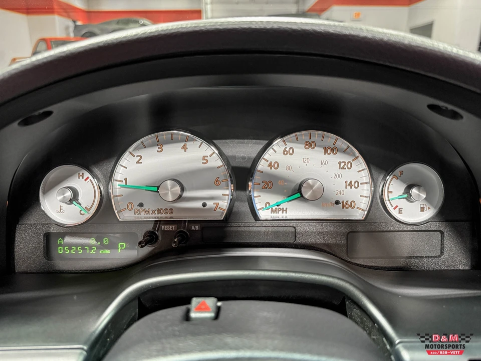 2004 Ford Thunderbird 11th Gen - Image 17 of 31