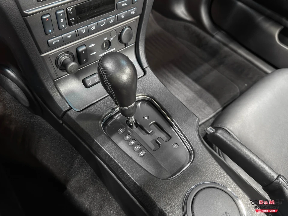 2004 Ford Thunderbird 11th Gen - Image 20 of 31