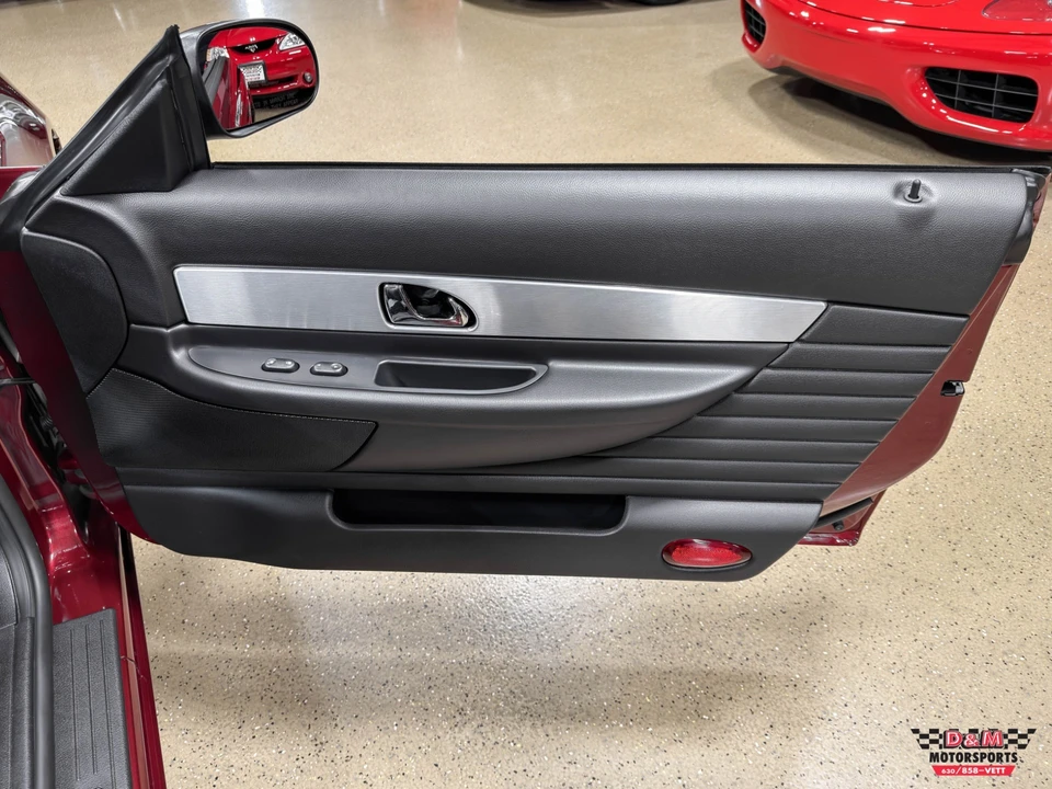 2004 Ford Thunderbird 11th Gen - Image 26 of 31
