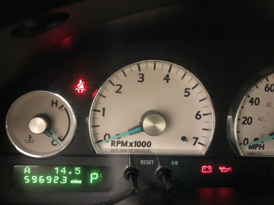 2004 Ford Thunderbird 11th Gen - Image 4 of 12