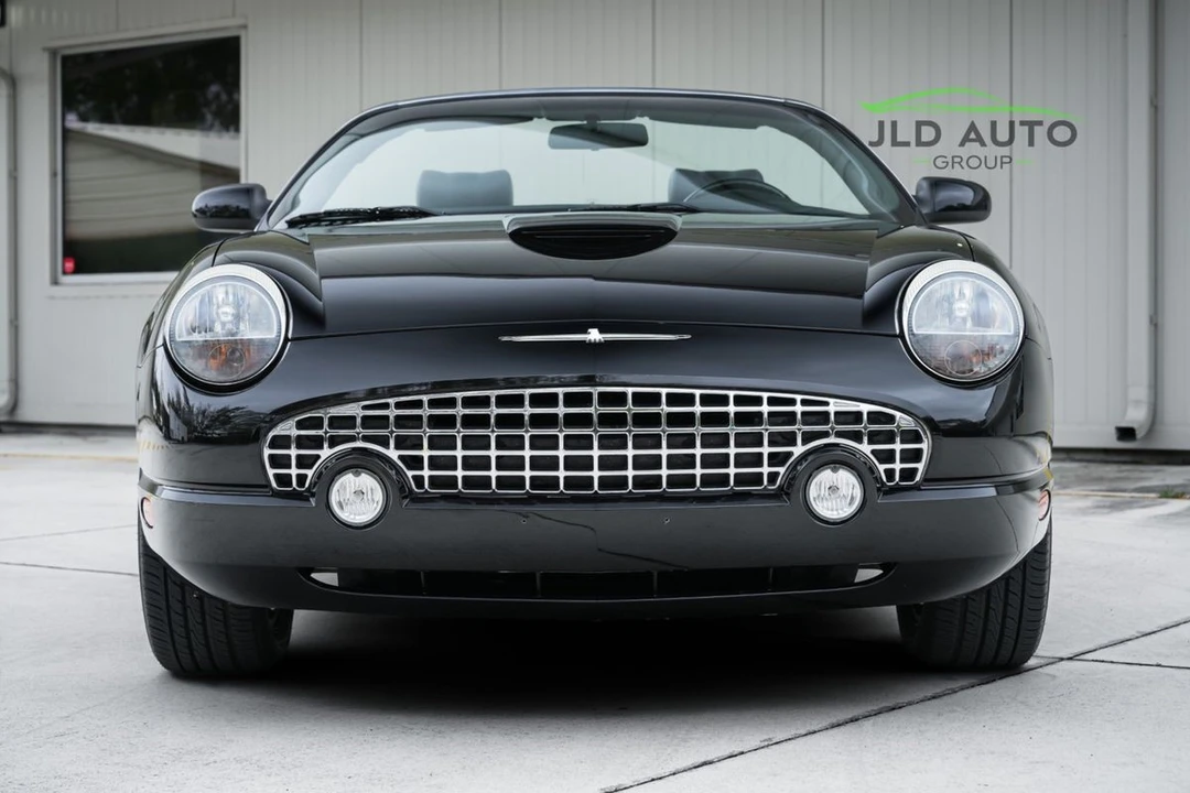 2004 Ford Thunderbird 11th Gen - Image 4 of 21