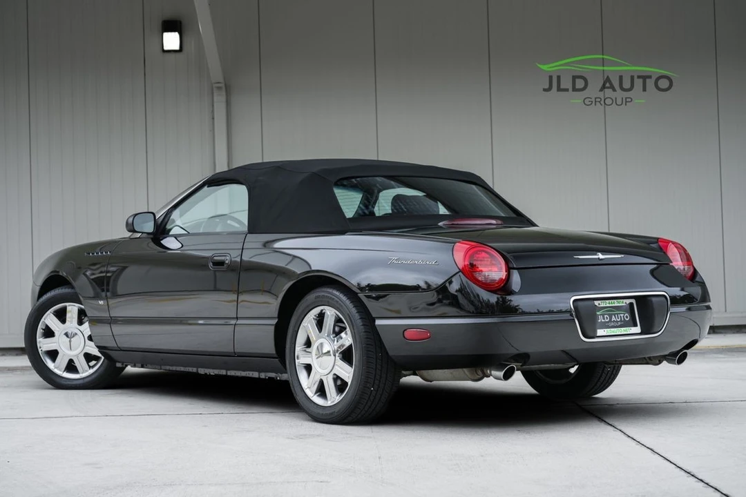 2004 Ford Thunderbird 11th Gen - Image 11 of 21