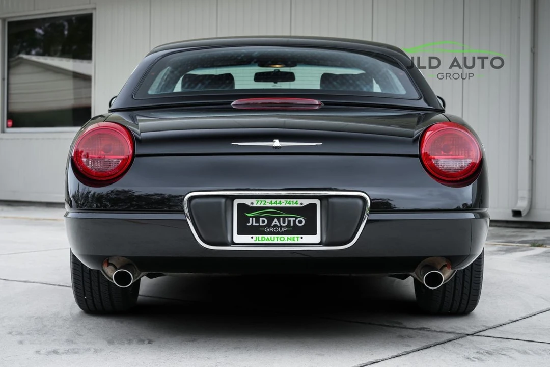 2004 Ford Thunderbird 11th Gen - Image 15 of 21