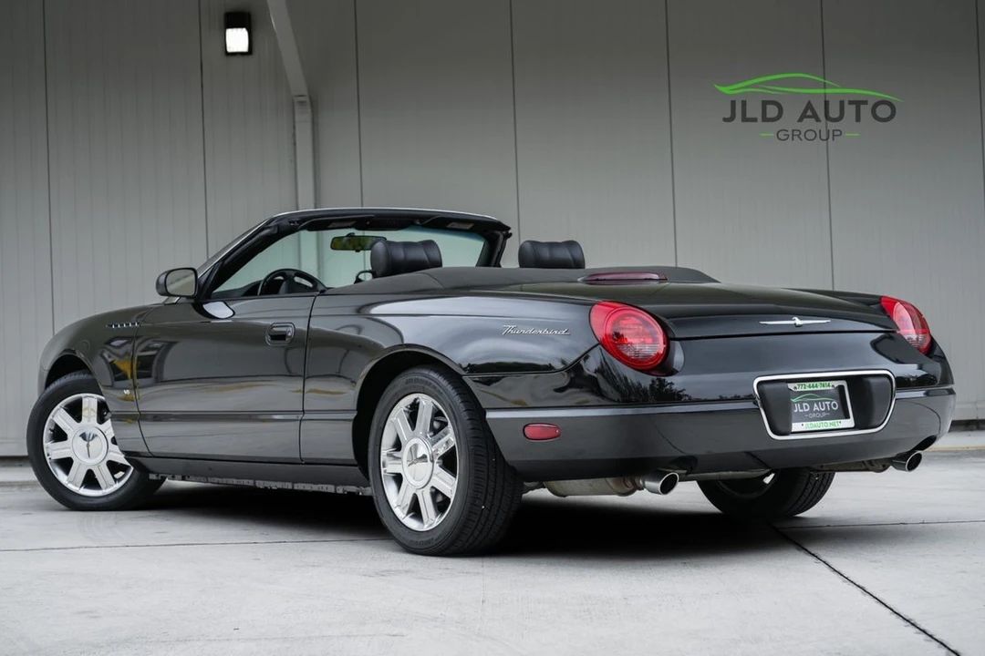 2004 Ford Thunderbird 11th Gen - Image 10 of 21
