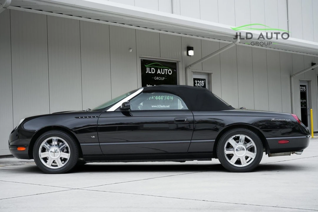 2004 Ford Thunderbird 11th Gen - Image 8 of 21