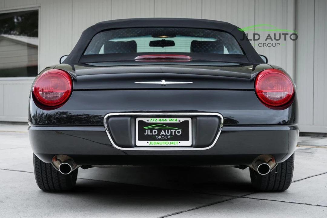 2004 Ford Thunderbird 11th Gen - Image 14 of 21