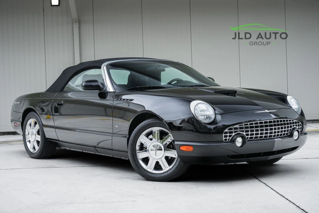 2004 Ford Thunderbird 11th Gen - Image 2 of 21