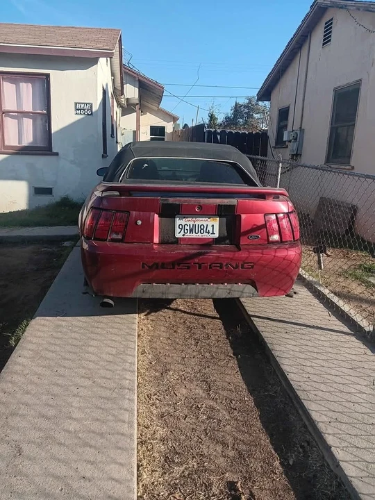 2004 Ford SN95 Mustang - Image 2 of 5