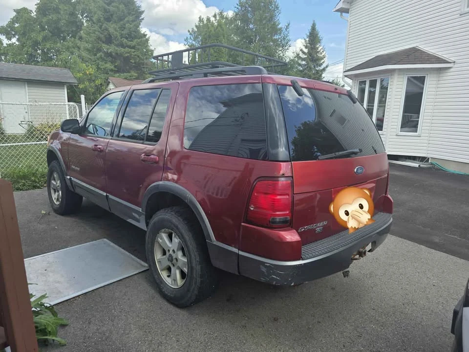 2004 Ford Explorer 3rd Gen - Image 2 of 5