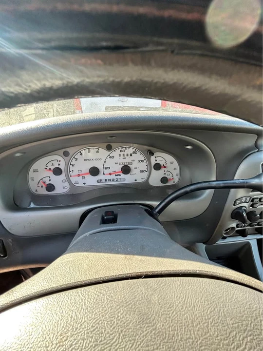 2004 Ford Explorer 3rd Gen - Image 3 of 4