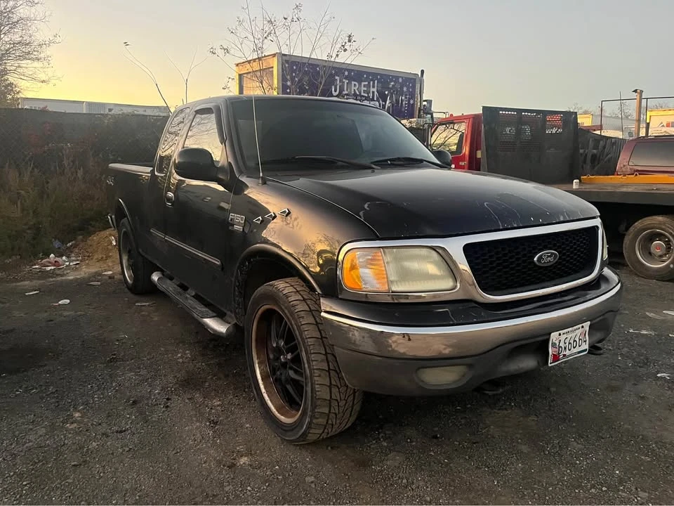 2004 Ford F-150 11th Gen - Image 2 of 3