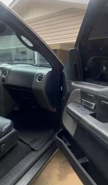 2004 Ford F-150 11th Gen - Image 5 of 5