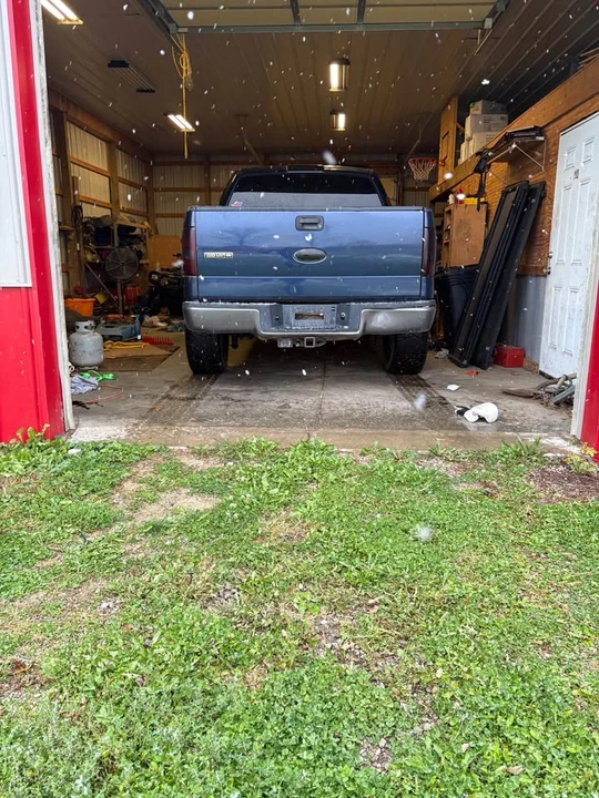 2004 Ford F-150 11th Gen - Image 2 of 12