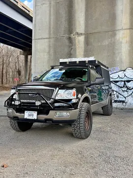 2004 Ford F-150 Lariat