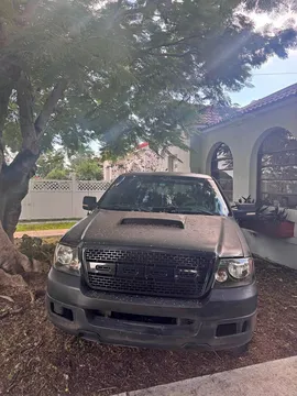 2004 Ford F-150 SuperCrew 4x2