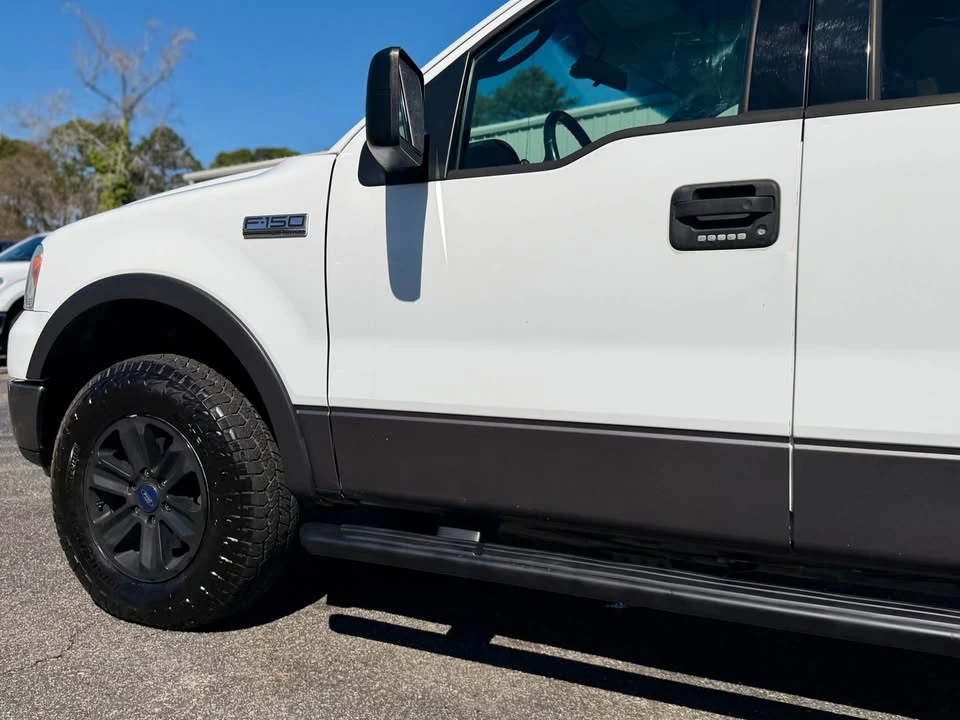 2004 Ford F-Series - Image 3 of 20