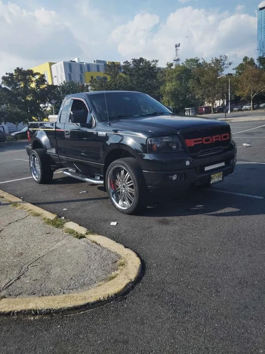 2004 Ford F-150 11th Gen - Image 9 of 10