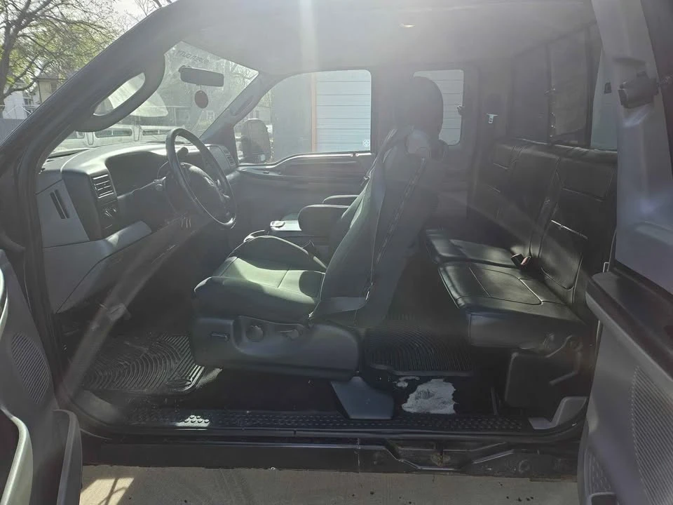 2004 Ford Super Duty 1st Gen - Image 10 of 15