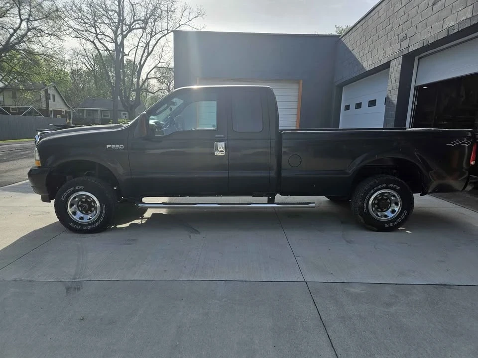 2004 Ford Super Duty 1st Gen - Image 2 of 15