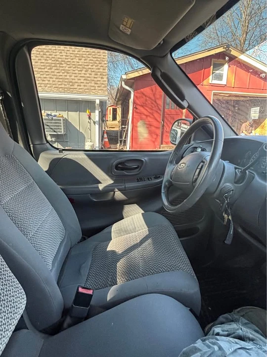 2004 Ford F-150 10th Gen - Image 5 of 13