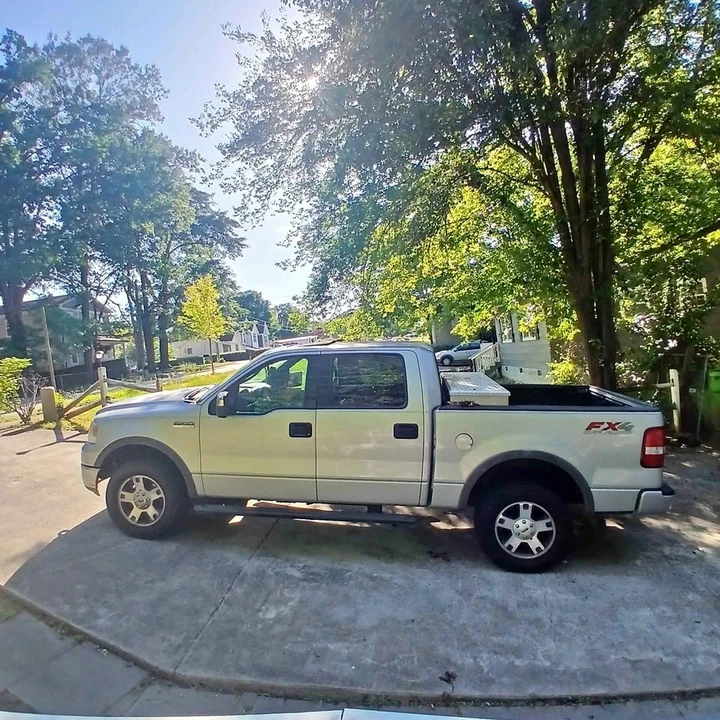 2004 Ford F-150 10th Gen - Image 1 of 12