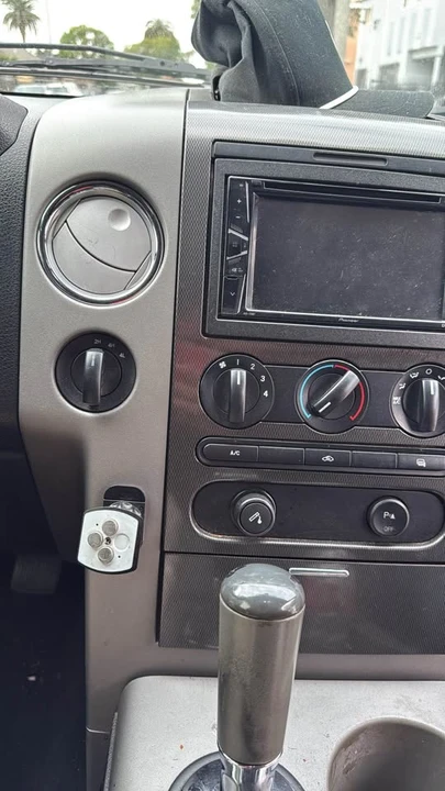 2004 Ford F-150 11th Gen - Image 2 of 5