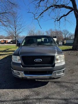 2004 Ford F-150 XLT Regular Cab