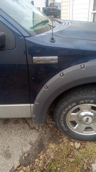 2004 Ford F-150 11th Gen - Image 2 of 2