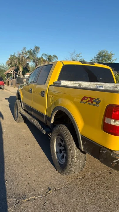 2004 Ford F-150 11th Gen - Image 3 of 4