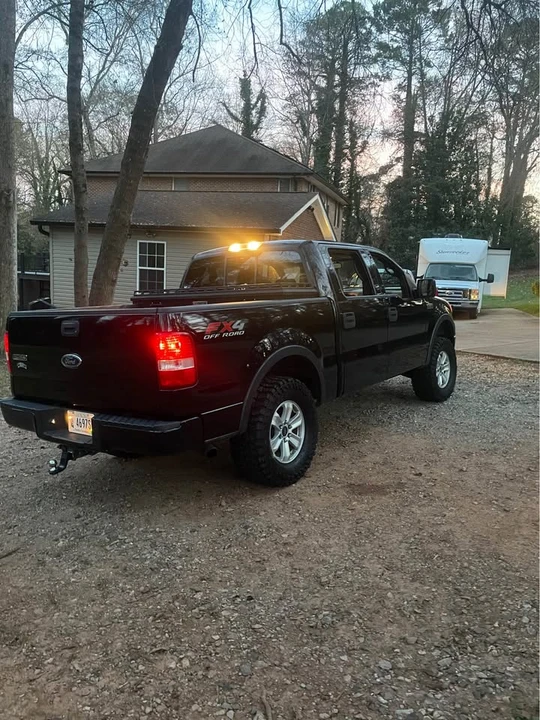 2004 Ford F-150 11th Gen - Image 2 of 2