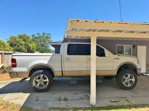 2004 Ford F-150 Lariat SuperCrew