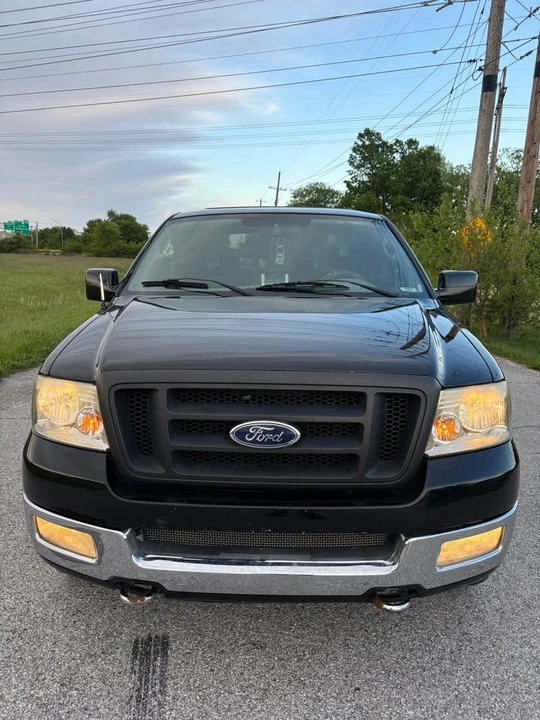 2004 Ford F-Series - Image 5 of 17