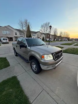 2004 Ford F-150 XLT SuperCrew