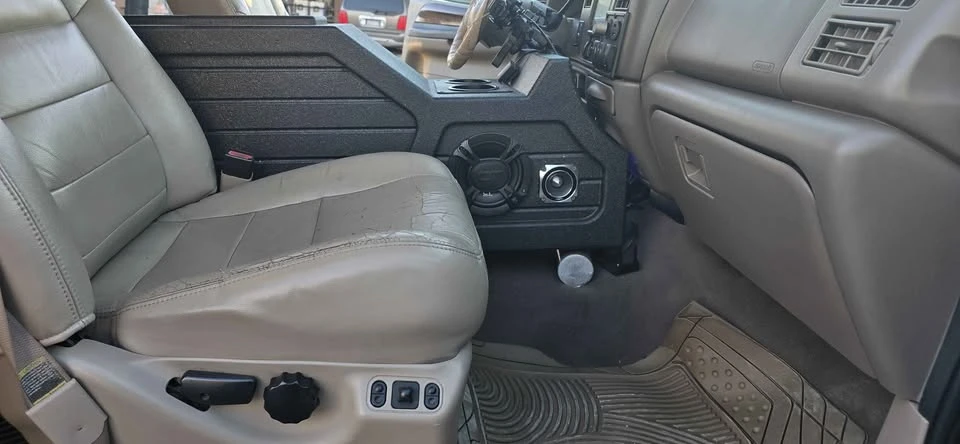 2004 Ford Super Duty 1st Gen - Image 8 of 9