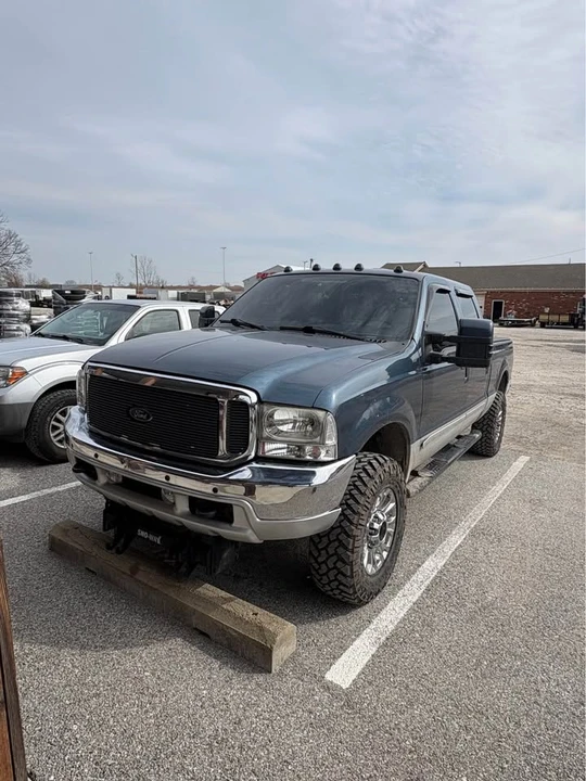 2004 Ford Super Duty 1st Gen - Image 2 of 5