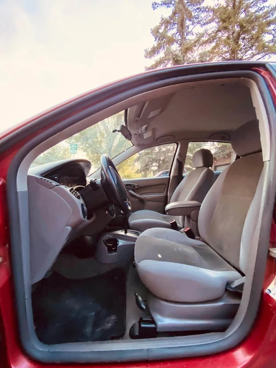 2004 Ford Focus 1st Gen - Image 8 of 17