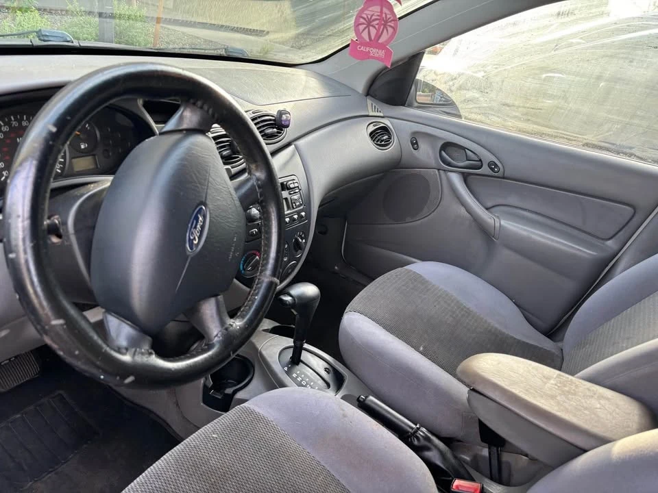 2004 Ford Focus 1st Gen - Image 5 of 9