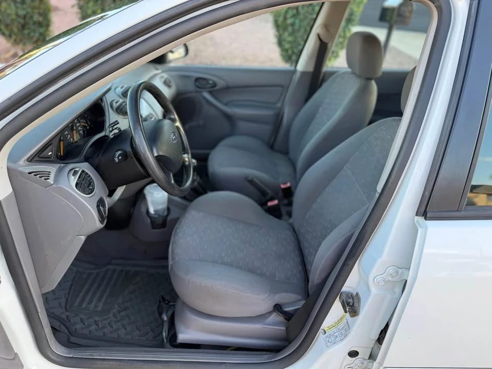 2004 Ford Focus 1st Gen - Image 3 of 8