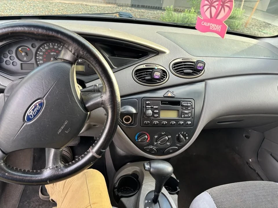2004 Ford Focus 1st Gen - Image 7 of 9