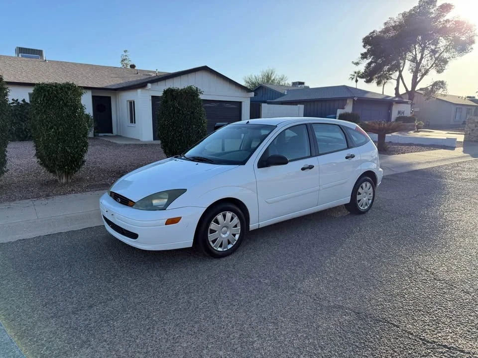 2004 Ford Focus 1st Gen - Image 2 of 8