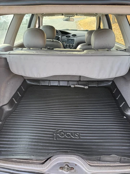 2004 Ford Focus 1st Gen - Image 6 of 7