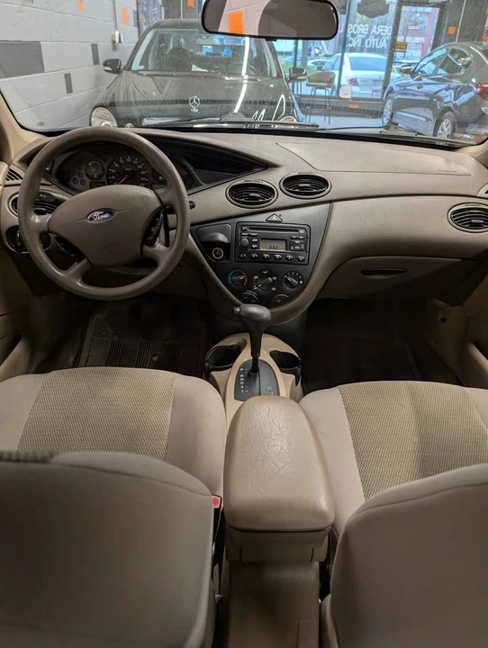 2004 Ford Focus 1st Gen - Image 6 of 8