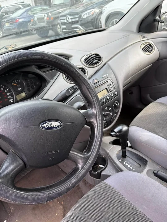 2004 Ford Focus 1st Gen - Image 17 of 20