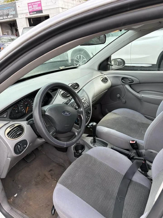 2004 Ford Focus 1st Gen - Image 13 of 20