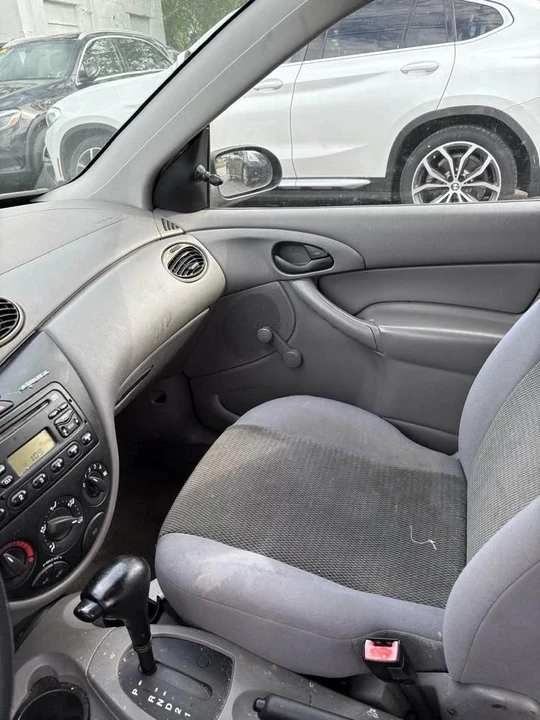 2004 Ford Focus 1st Gen - Image 2 of 20
