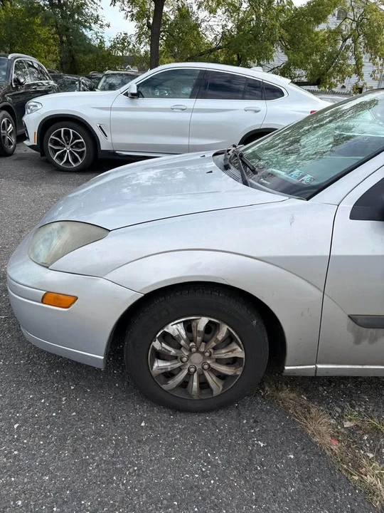 2004 Ford Focus 1st Gen - Image 11 of 20